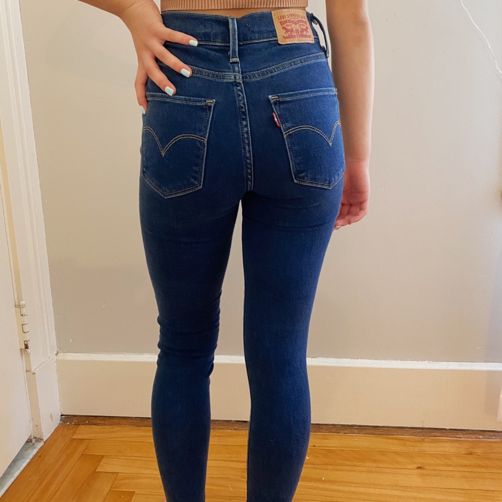Vintage Levi’s women’s jeans 4 M